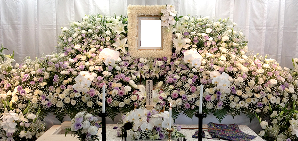 フローラルプラン　生花祭壇例